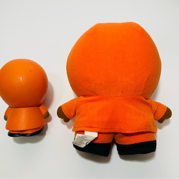 South Park Kenny Plush Stuffed Toy 2005 and Kenny Mini Figure 2004 Bundle - Picture 5 of 16